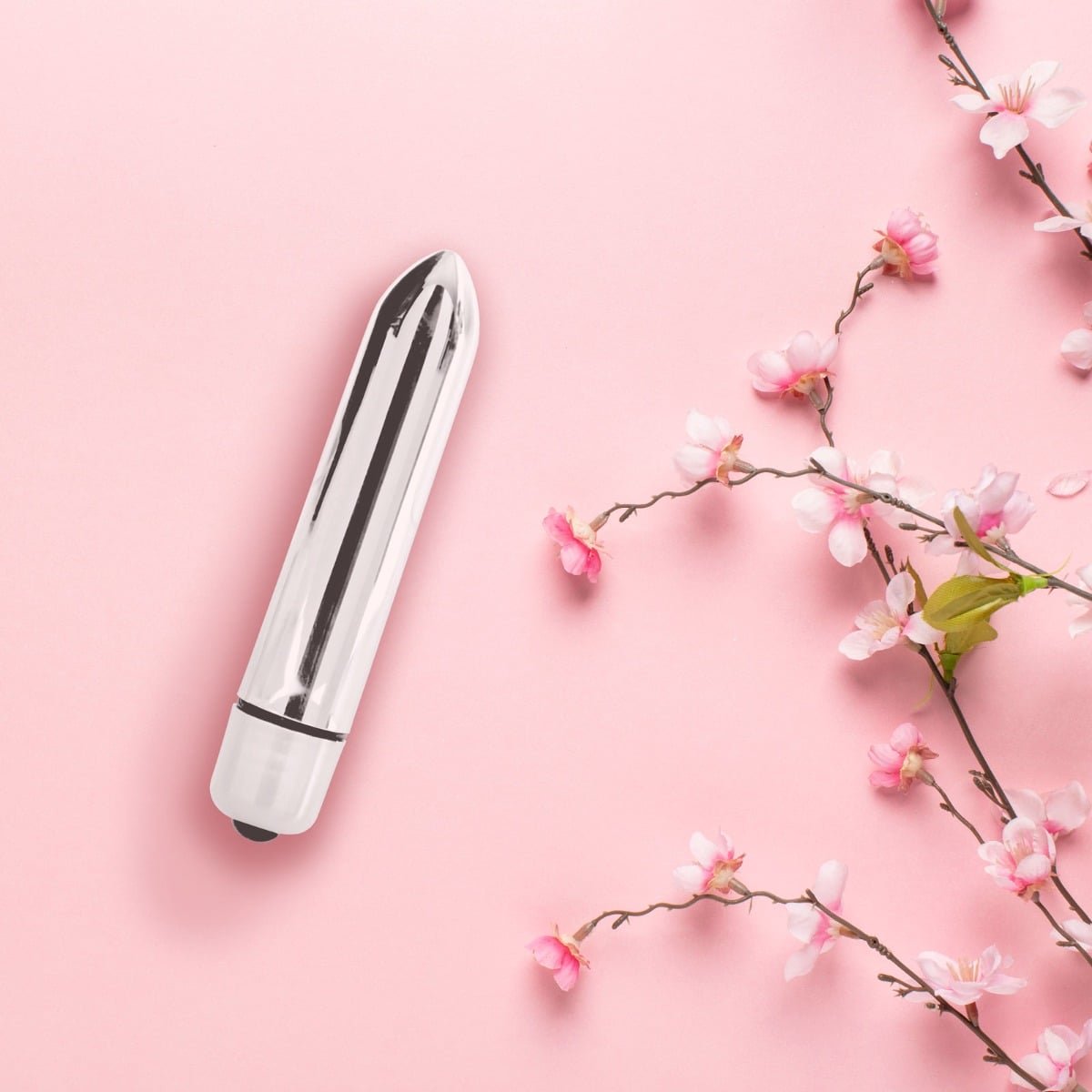 Me You Us Blossom 10 Mode Bullet Vibrator Silver - Image 3