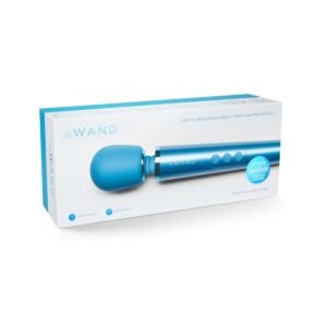 le-wand-petite-massager-blue-packaging